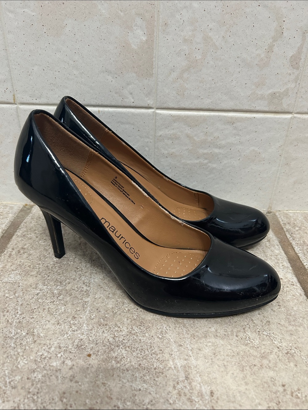 Maurices Black Patent Leather Mid-Heel Pumps
